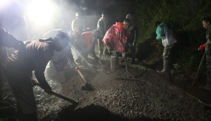 Satgas TMMD Ke-127 Kodim 0624 Bandung Tambah 100 Meter Pengecoran Jalan di Cipelah