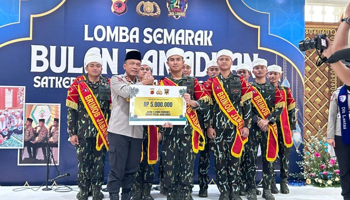 Tim Marawis Satbrimob Polda Jabar Raih Juara 1 Lomba Semarak Bulan Ramadhan di Mapolda