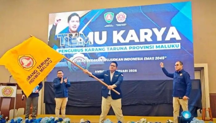 Alexander Waas, Aklamasi Nahkodai Karang Taruna Provinsi Maluku