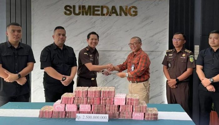 Dua Eks Dirut PT Jasa Sarana Jadi Tersangka Dugaan Korupsi Pajak Tambang di Sumedang