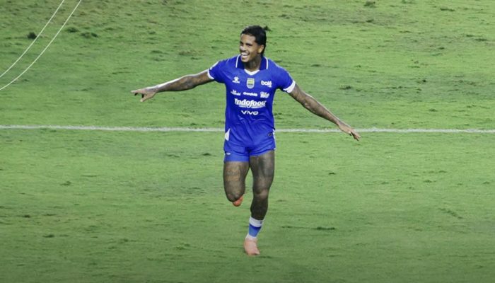 Persib Bandung Pesta Gol 5-0 ke Gawang Madura United, Kokoh di Puncak Klasemen
