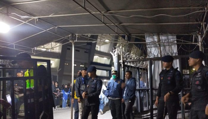 Pengamanan Pertandingan Persib vs Madura United di Stadion GBLA Berlangsung Aman dan Kondusif