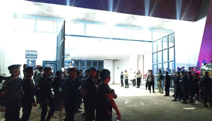 Pengamanan Laga Persib Bandung vs Madura United di Stadion GBLA Berjalan Tertib dan Kondusif
