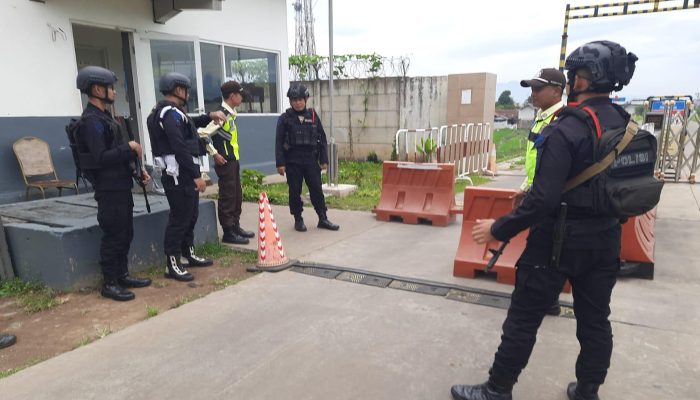 Patroli Dialogis Ops Pekat Lodaya 2026, Brimob Jabar Jaga Kamtibmas Kabupaten Bandung Tetap Kondusif