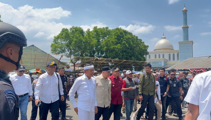 Brimob Polda Jabar Siaga Amankan Kunjungan Menhub dan Gubernur Jabar di Garut