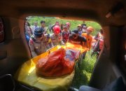 Tim SAR Brimob Polda Jabar Evakuasi Dua Korban Hanyut di Cianjur dalam Kondisi Meninggal