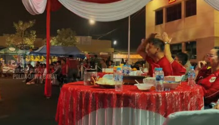 Semarak Nobar Timnas di Cianjur, Polri dan Suporter Bersatu Dukung Garuda