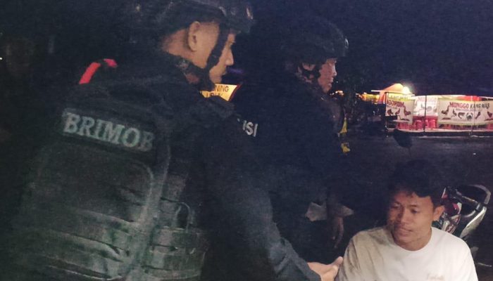 Patroli Brimob Perkuat Sinergi Jaga Keamanan di Wilayah Polresta Cirebon