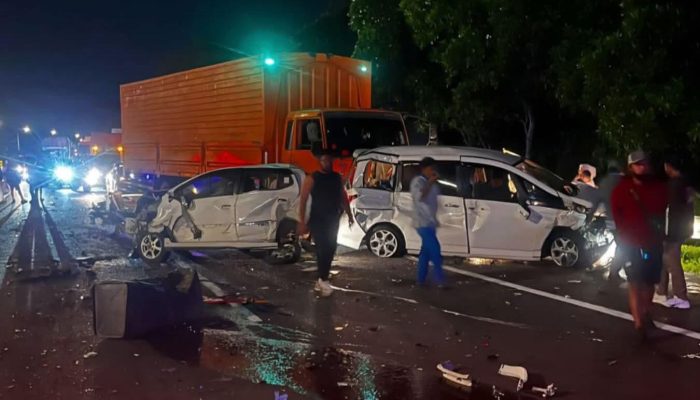 Tabrakan Beruntun di Tol Cipularang KM 93, 2 Orang Tewas