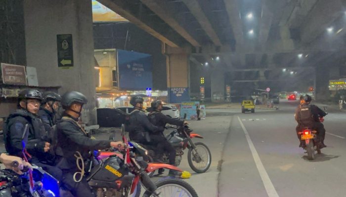 Brimob Polda Jabar Gelar Patroli Malam di Rancaekek hingga Dini Hari