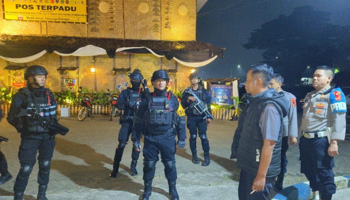 Brimob Jabar Intensifkan Patroli Malam di Purwakarta Selama Operasi Ketupat Lodaya 2026