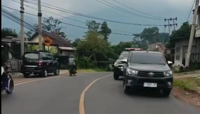 Ambulans Ugal-ugalan Dihentikan Polisi, Nyaris Tabrak Petugas di Malangbong