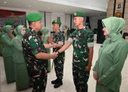 Dansecapaad Pimpin Laporan Korps Kenaikan Pangkat 48 Personel Secapaad