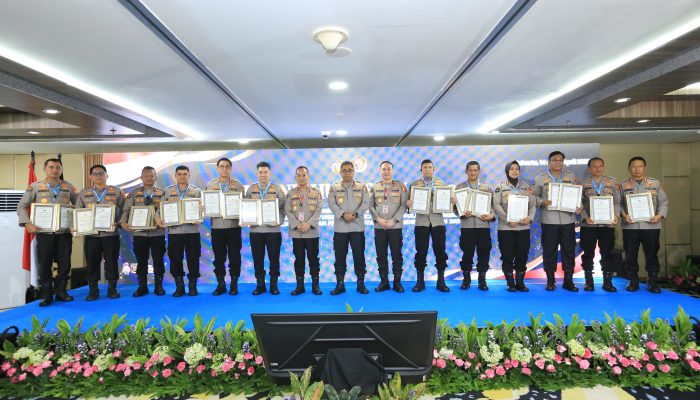 Polda Jabar Raih Juara 1 E-Learning Sertifikasi Kehumasan di Rakernis Humas Polri 2026