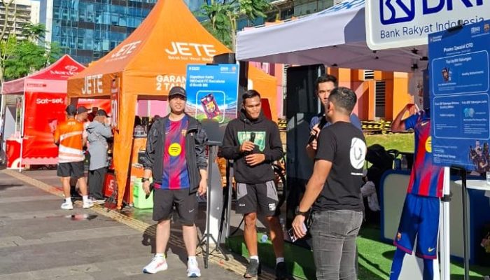BRI KC Jakarta Sudirman 1 Luncurkan Kartu Debit Edisi Khusus FC Barcelona di CFD Sudirman