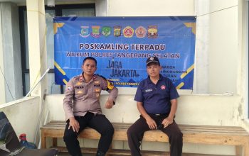 Aktifkan Poskamling Terpadu, Bhabinkamtibmas Pakulonan Barat Ajak Warga Perkuat Keamanan Lingkungan