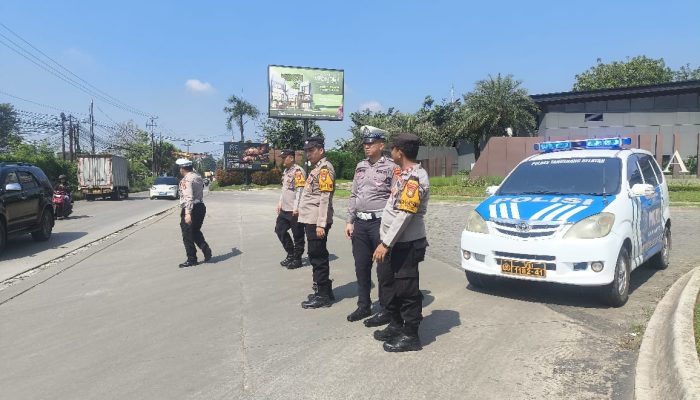 Patroli Skala Sedang Polsek Legok, Antisipasi Gangguan Kamtibmas di Sejumlah Titik Rawan