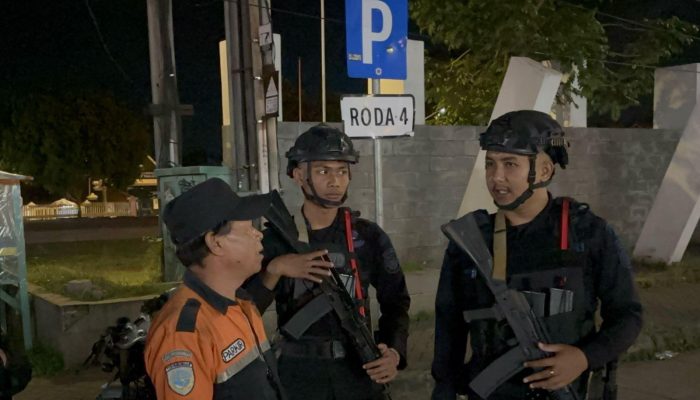 Brimob Jabar Intensifkan Patroli Malam di Sumedang untuk Jaga Kamtibmas
