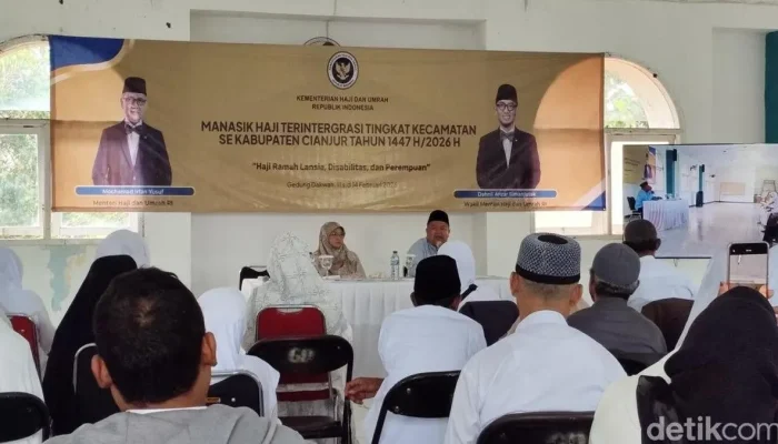 Pertama di Indonesia, Pemberangkatan Jemaah Haji Lansia Dipusatkan di Polres Cianjur