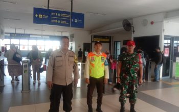 Pengamanan Antisipasi Keberangkatan Massa Aksi Unjuk Rasa ke Jakarta dan Penyekatan di Wilayah Cisauk
