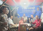 Pengecekan Poskamling Terpadu, Bhabinkamtibmas Polsek Serpong Ajak Warga Tingkatkan Kewaspadaan