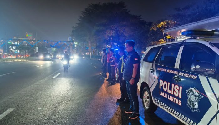Patroli Ops Cipta Kondisi Polsek Kelapa Dua Jaga Situasi Kamtibmas Tetap Kondusif