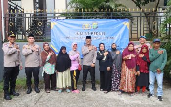 Jumat Peduli, Kapolres Tangsel Bagikan Kepedulian dan Pererat Kedekatan dengan Masyarakat