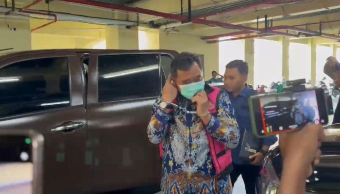 Konfrontir 5 Tersangka di Kejati Sulsel, Kuasa Hukum Klaim Tak Ada Keterangan yang Libatkan Eks PJ Gubernur dalam Kasus Bibit Nanas Rp60 Miliar