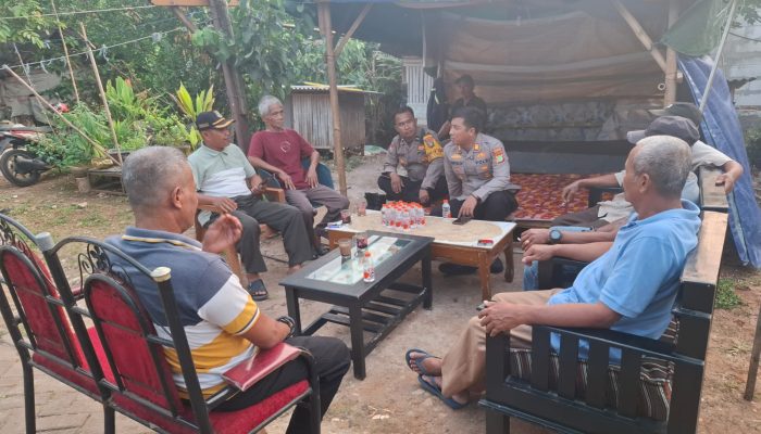 Jakarta On The Spot di Curug, Kapolsek Curug Serap Aspirasi Warga dan Salurkan Bantuan Sembako