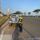 Satlantas Polres Tangerang Selatan Laksanakan Penyisiran Ranjau Paku di Kawasan Grand Boulevard BSD