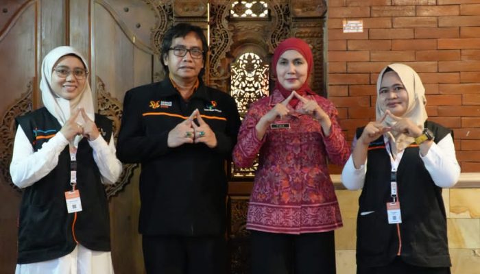 Sukseskan Sensus Ekonomi 2026 , Bupati Kendal Menjadi Orang Pertama Dilakukan Pendataan