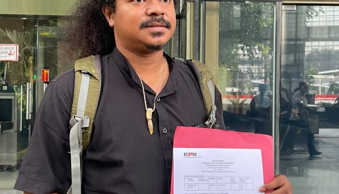 GMNI dan PMII Sambangi Gedung KPK, Laporkan Dugaan Korupsi Program Koperasi Merah Putih