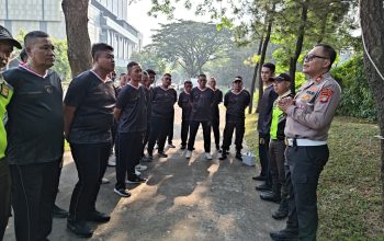 Polsek Pondok Aren Bekali Security Bintaro Jaya Xchange Penanganan Awal TKP Kecelakaan