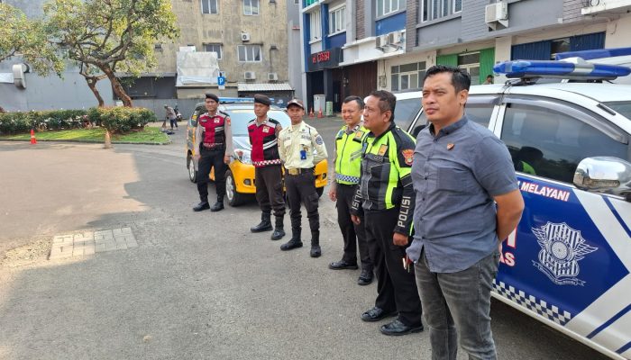 Patroli Mobile Skala Sedang Polsek Kelapa Dua Perkuat Kehadiran Polri, Ciptakan Rasa Aman bagi Masyarakat