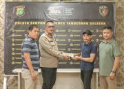 Polsek Serpong melaksanakan penyerahan barang bukti motor kepada korban curanmor