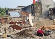 Diduga Belum Kantongi PBG dan Izin Lingkungan, Pembangunan Minimarket di RW 02 Nekat Berjalan