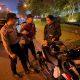 Patroli Cipta Kondisi Polres Tangerang Selatan Perkuat Keamanan Malam Hari, Warga Beraktivitas dengan Tenang