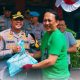 Jum’at Peduli, Polres Metro Jakarta Selatan Bagikan Ratusan Paket Sembako ke Komunitas Ojeg Online