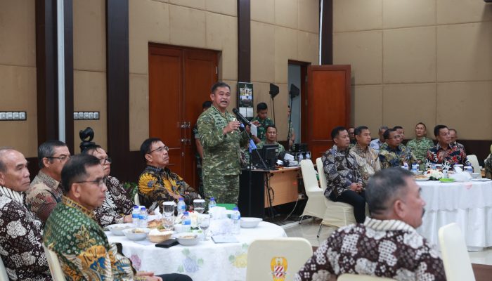 Silaturahmi dengan PPAD, Kasad Paparkan Berbagai Inovasi TNI AD bagi Prajurit dan Masyarakat