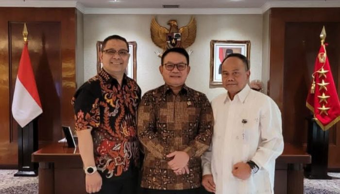 Yayasan Garuda Mahakarya Nusantara Audiensi dengan Kepala Kantor Staf Presiden.
