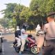 Polsek Tebet Tindak Lanjuti Pengaduan Masyarakat Melalui Layanan 110 Terkait Pelanggaran Melawan Arus di Jalan