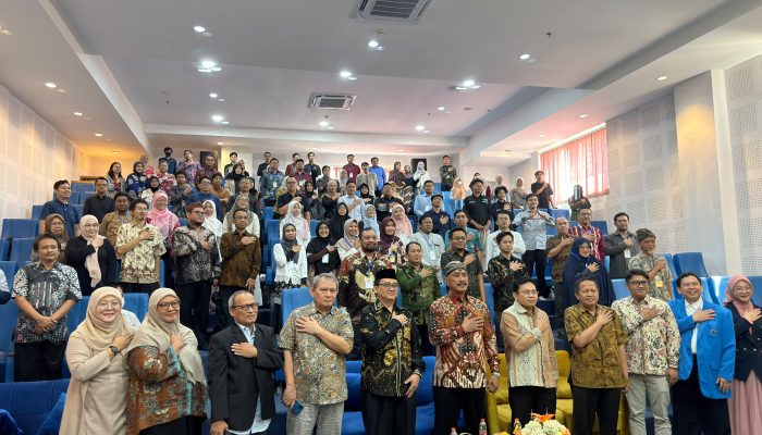 Para Akademisi Antusias Ikuti Simposium Rewriting Islamic History di UIN Jakarta