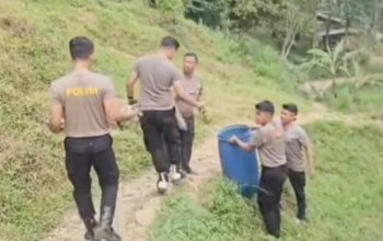 Polres Cianjur Tunjukkan Kepedulian Lingkungan Lewat Aksi Bersih Curug Citambur